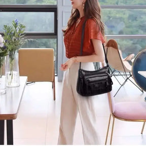 Bolsa de Couro Feminina Transversal