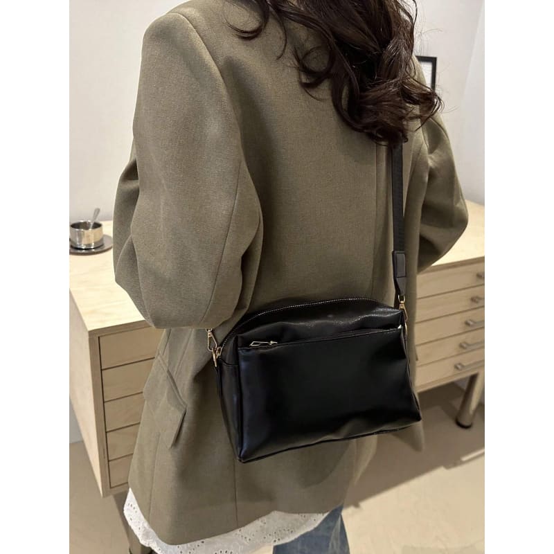 Bolsa de Couro Feminina Transversal Karina