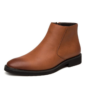 Bota Masculina de Couro Cano Curto